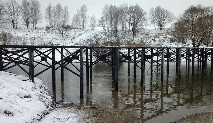 Свайные мосты: надежное решение для преодоления водных преград в Мичуринске от 56012 руб